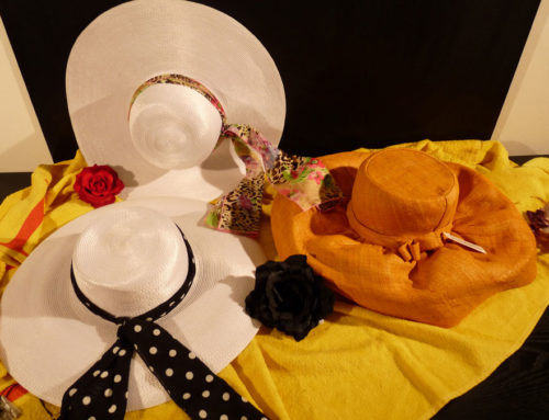 Cappelli in paglia e tessuto